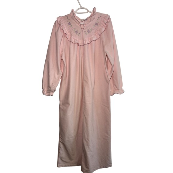 it's a Charm Other - Vintage Its A Charm Pink Fleece Half Zip Nightgown Robe House Coat Medium Cozy